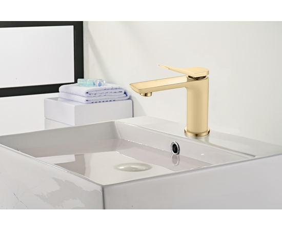 Смеситель для раковины Oliveeka F05G золотой