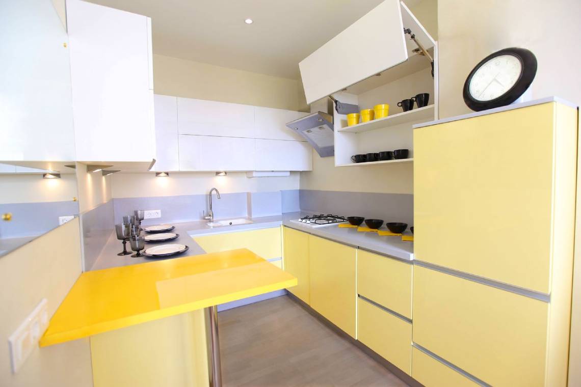 Желтая кухня в интерьере - фото и рекомендации